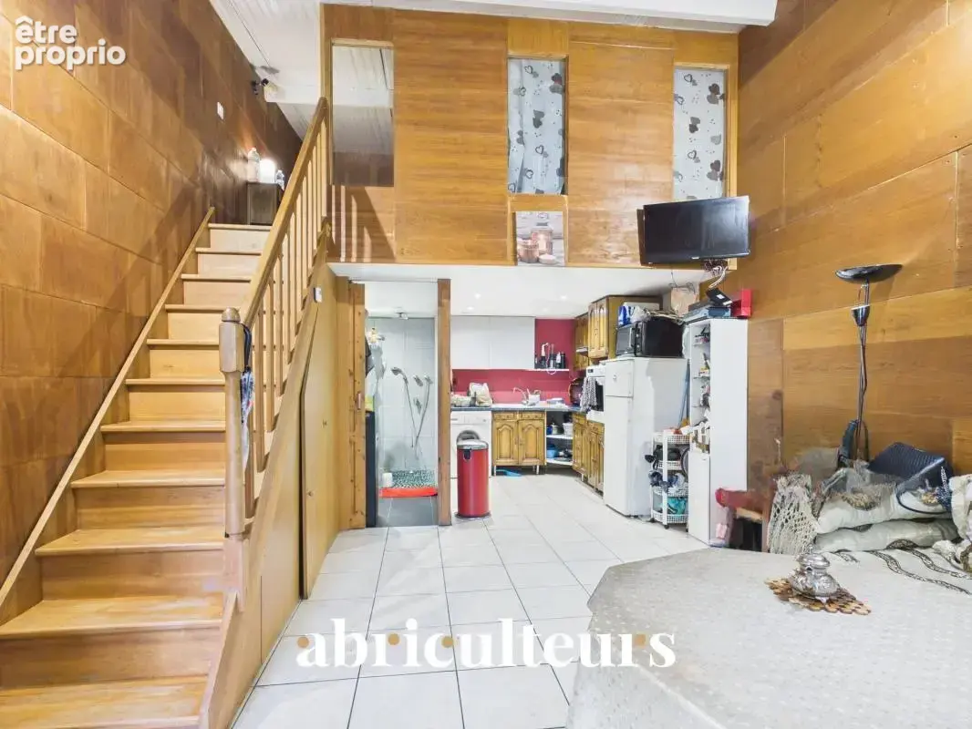 Belle maison contemporaine T7 de 185m²  avec dépendance, terrasse et jardin arboré de 500m² –  Garage  - Colombes (92400) - photo 17