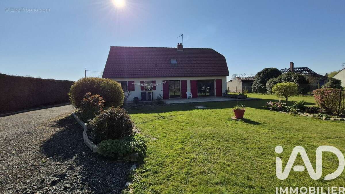 Maison 137 m² à Huppy  - photo 4