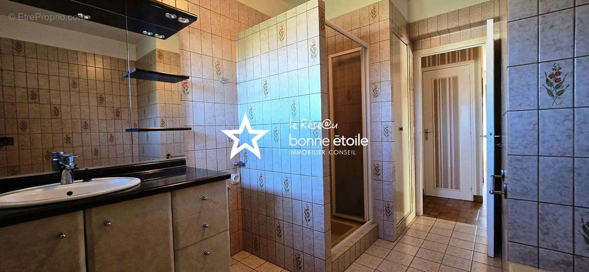 Maison à BOURDONS-SUR-ROGNON