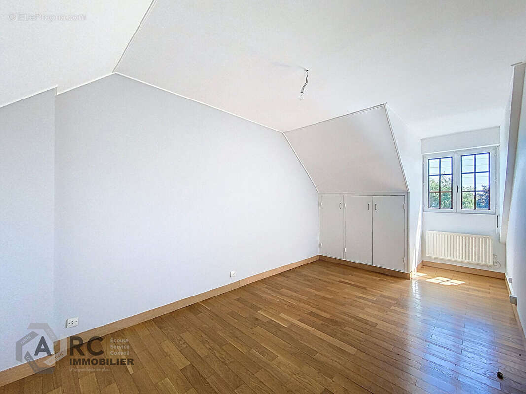 Maison Saint Jean De La Ruelle 4 pièces  114m² - photo 8