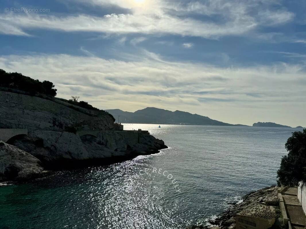 Terrain à MARSEILLE-7E