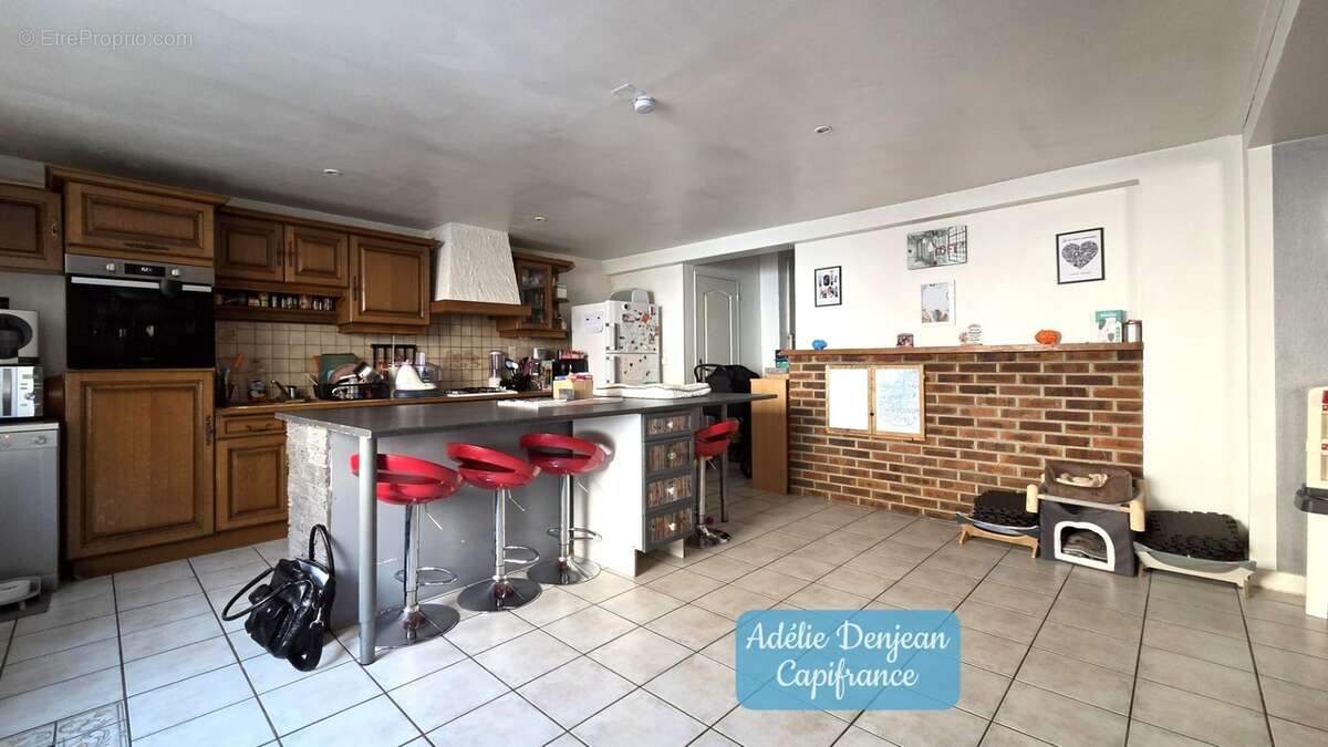 A vendre – Épernay – Maison de ville à rénover – 90m² – Avec Terrasse - photo 2