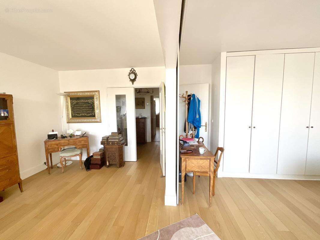 Appartement à MONTROUGE