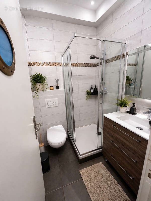 VINCENNES — Appartement 2 pièces — Plein Sud — Pied du Métro et du Bois - photo 5