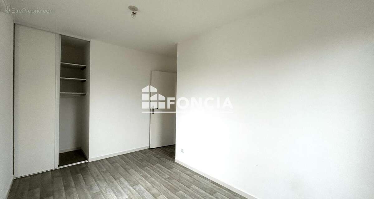 Appartement à SAINT-PRYVE-SAINT-MESMIN