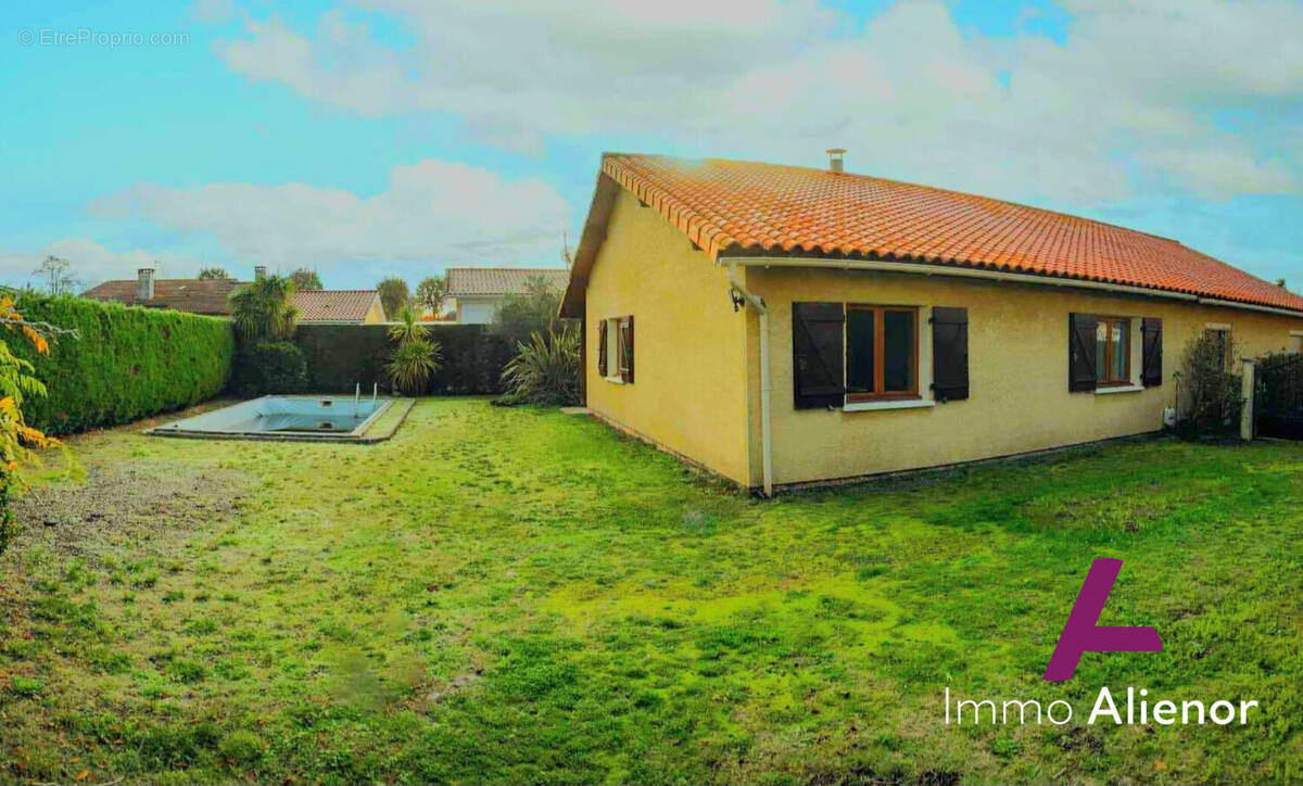 Maison à SAINT-PAUL-EN-BORN