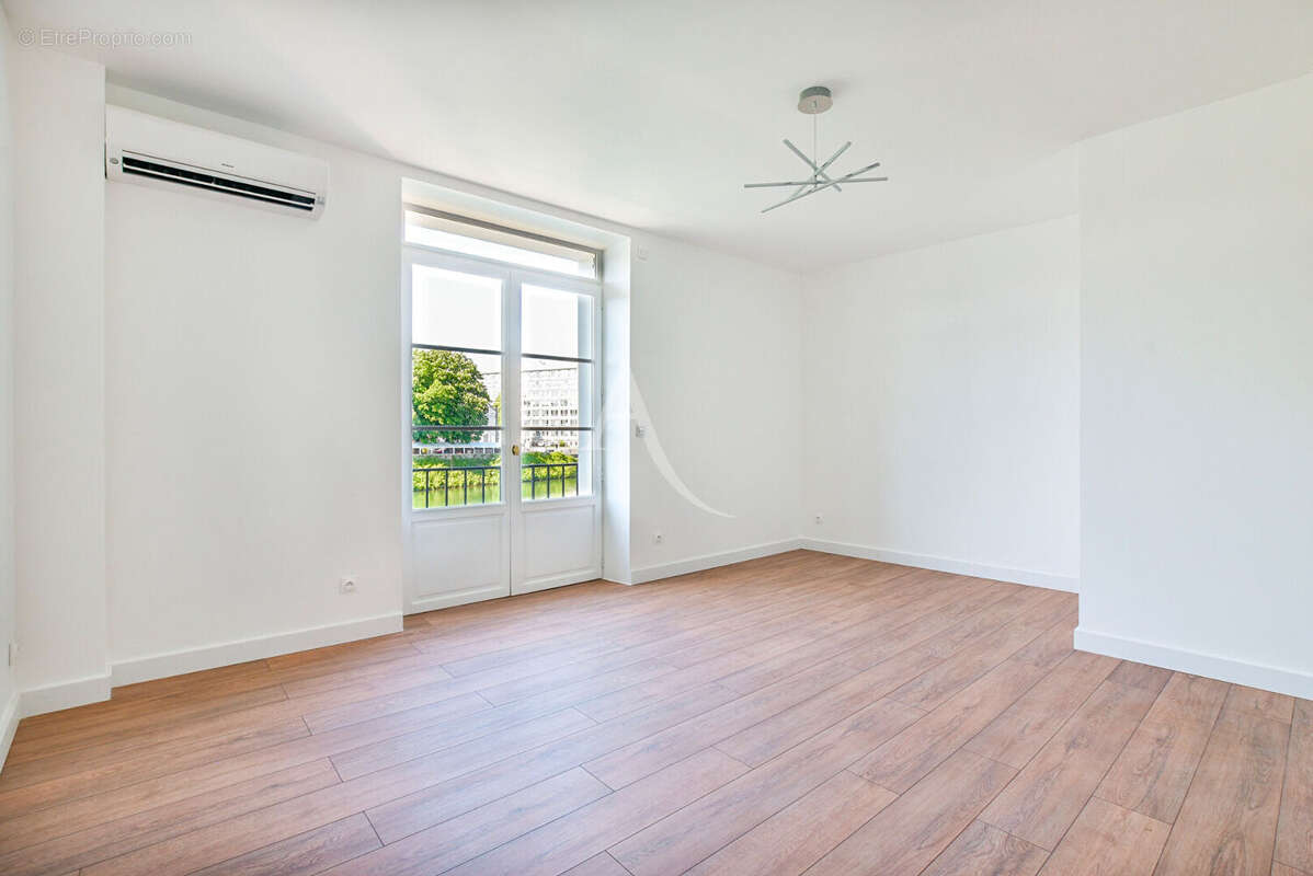 Appartement à MELUN