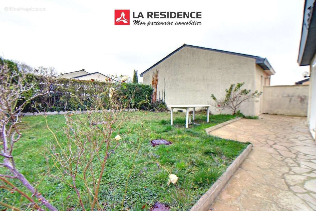 Maison à MAGNANVILLE