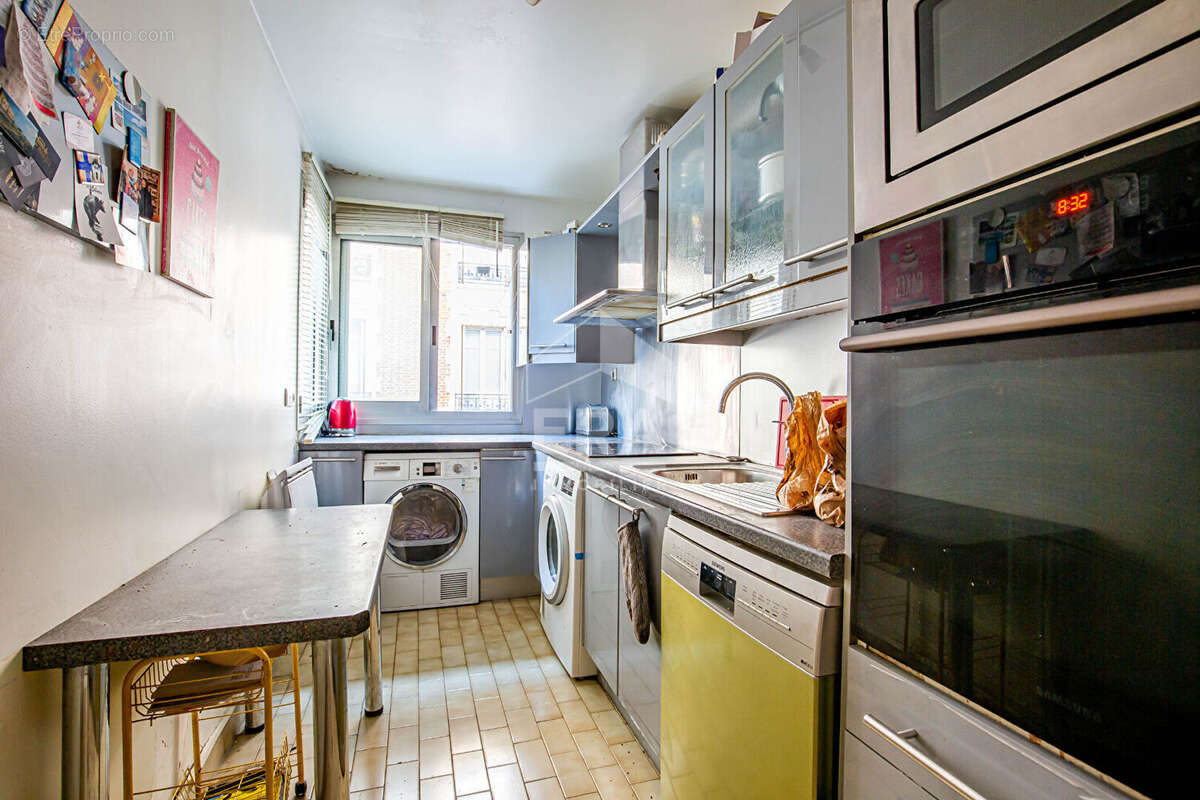 Appartement à PARIS-12E