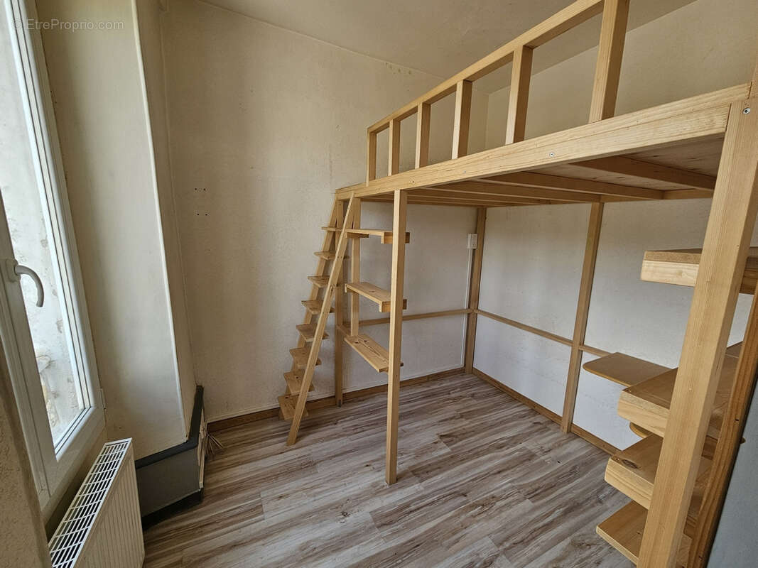 Saint-Claude : appartement type F6 de 130m2 en duplex - photo 7