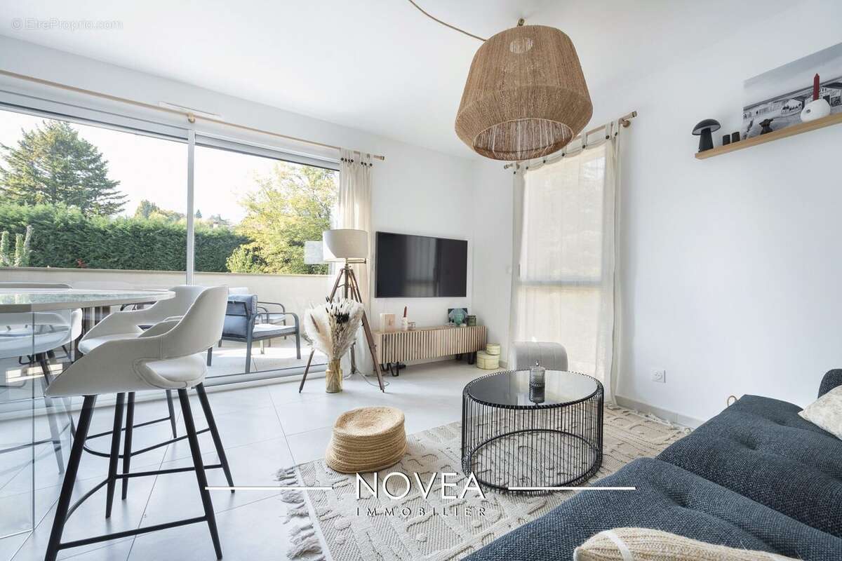 Appartement à SAINT-CYR-AU-MONT-D'OR