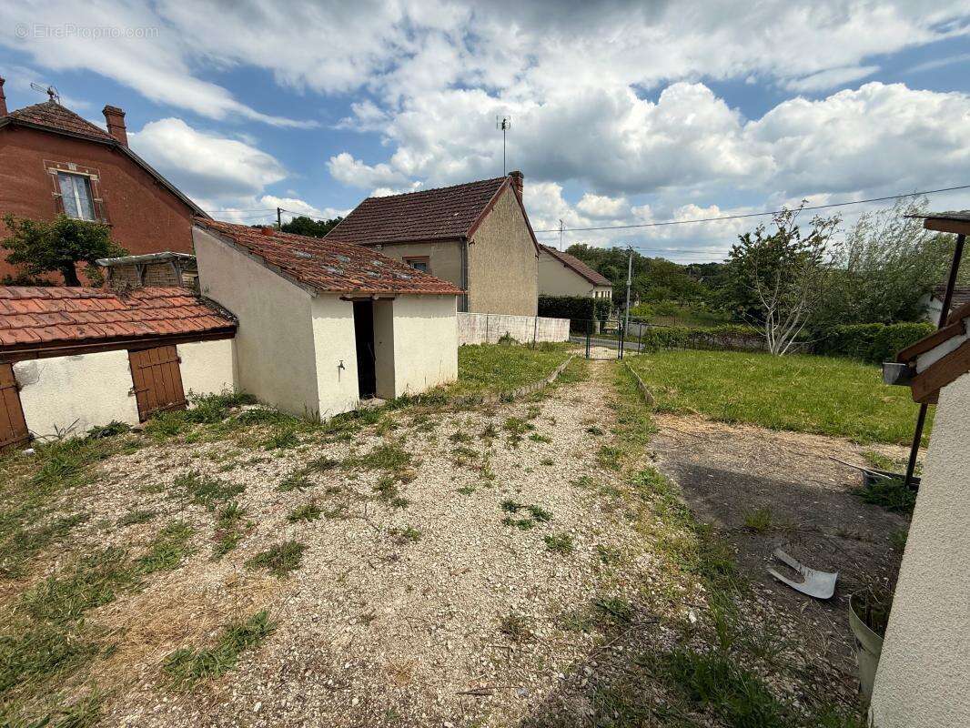 Maison à CHATRES-SUR-CHER