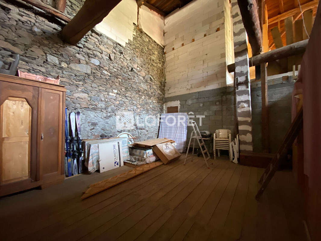 Maison à MONTVALEZAN