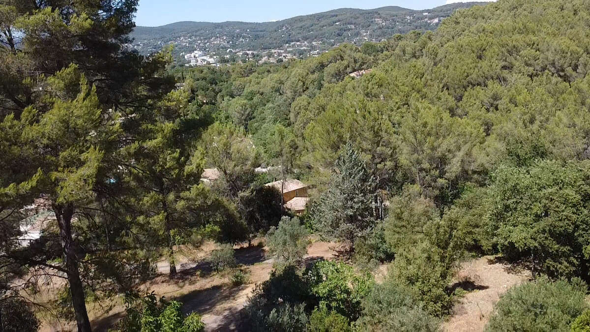 Maison à TRANS-EN-PROVENCE