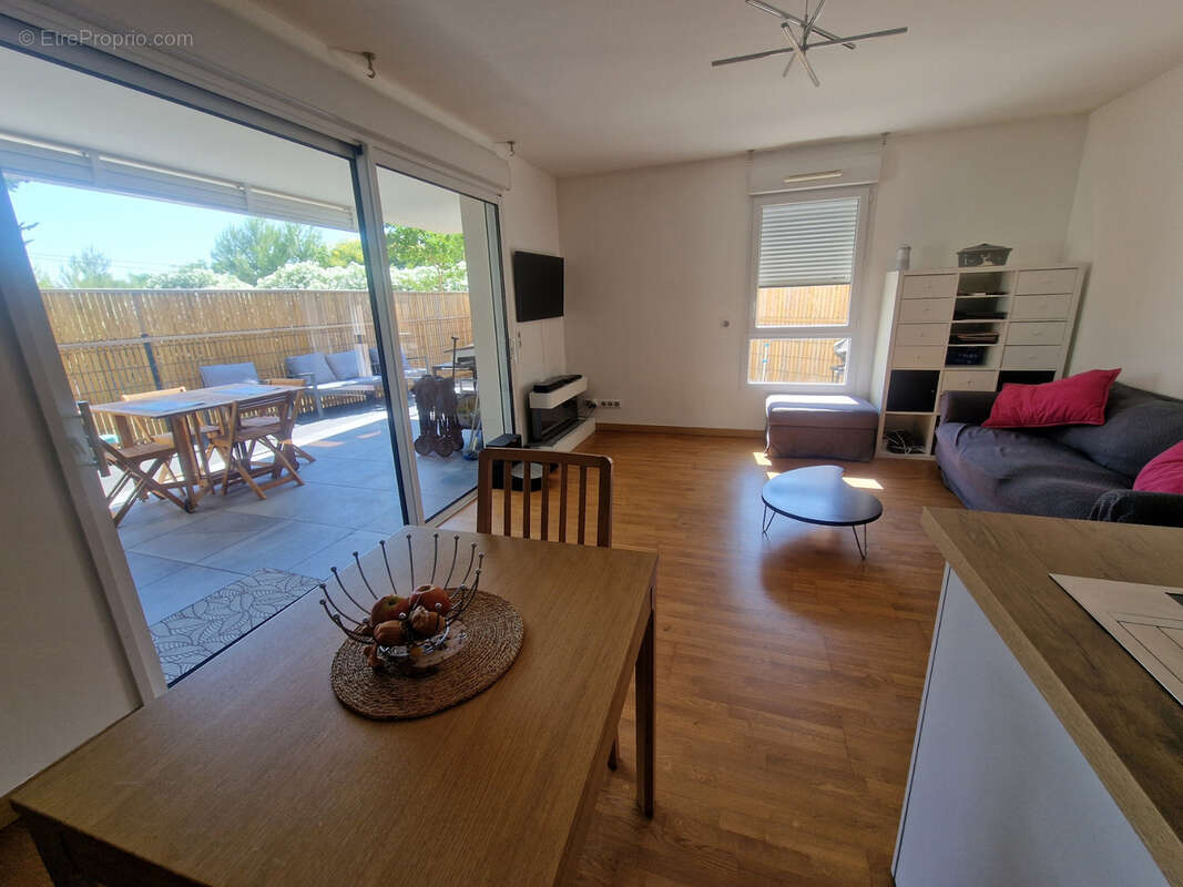 Appartement à LATTES