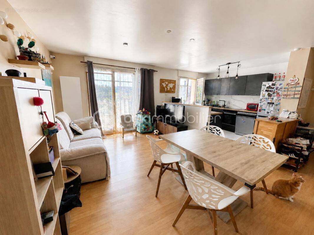 Appartement à RIS-ORANGIS