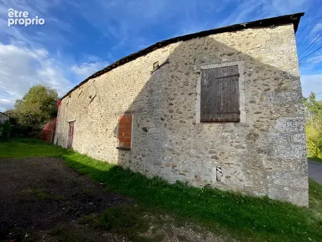 BLARU (78) - Grange à aménager en habitation - 85m² - photo 4