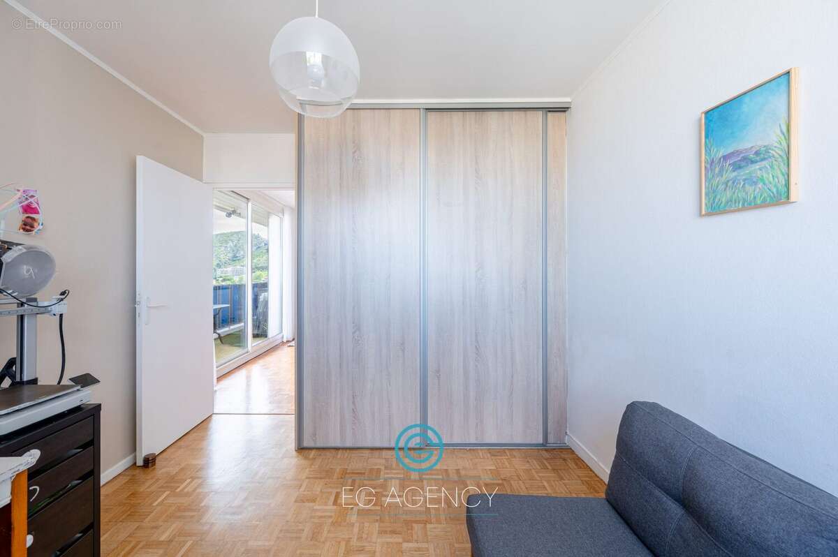 Appartement à MARSEILLE-9E