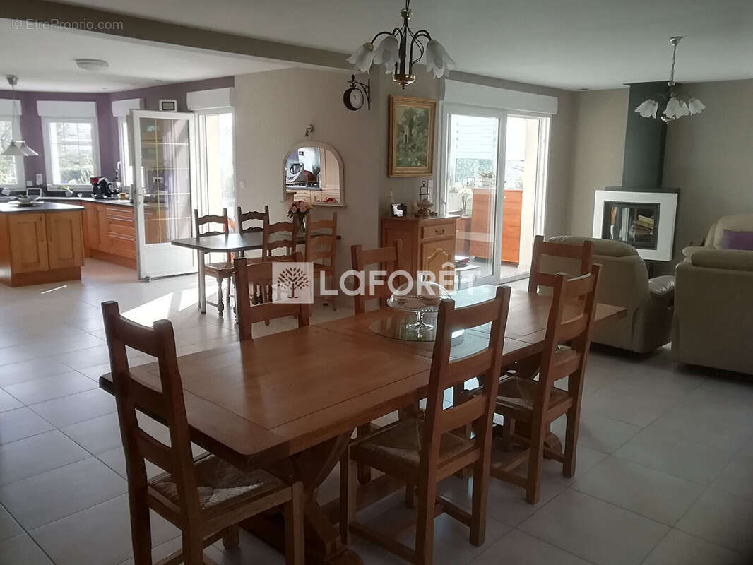 Maison à NUNCQ-HAUTECOTE