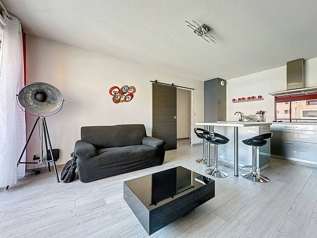 Appartement à MARSEILLE-13E