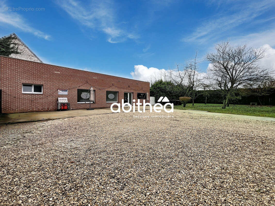 Maison à ENGLEFONTAINE