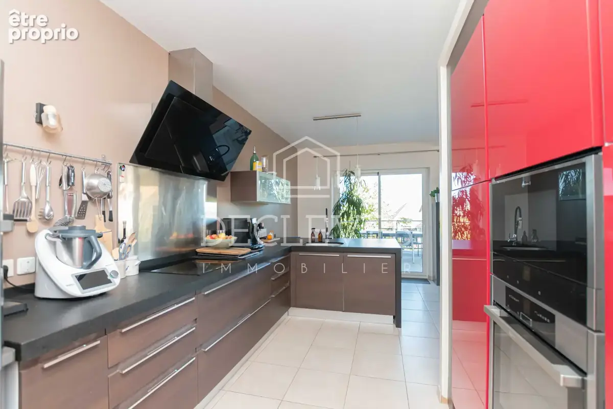MÉDAN   Élégante maison familiale de 225 m2 avec piscine - - photo 7