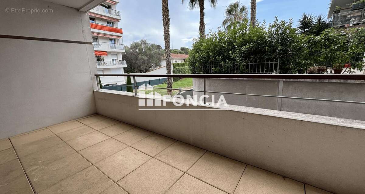 Appartement à LE CANNET
