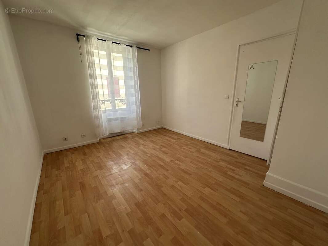 Appartement à SERRIS