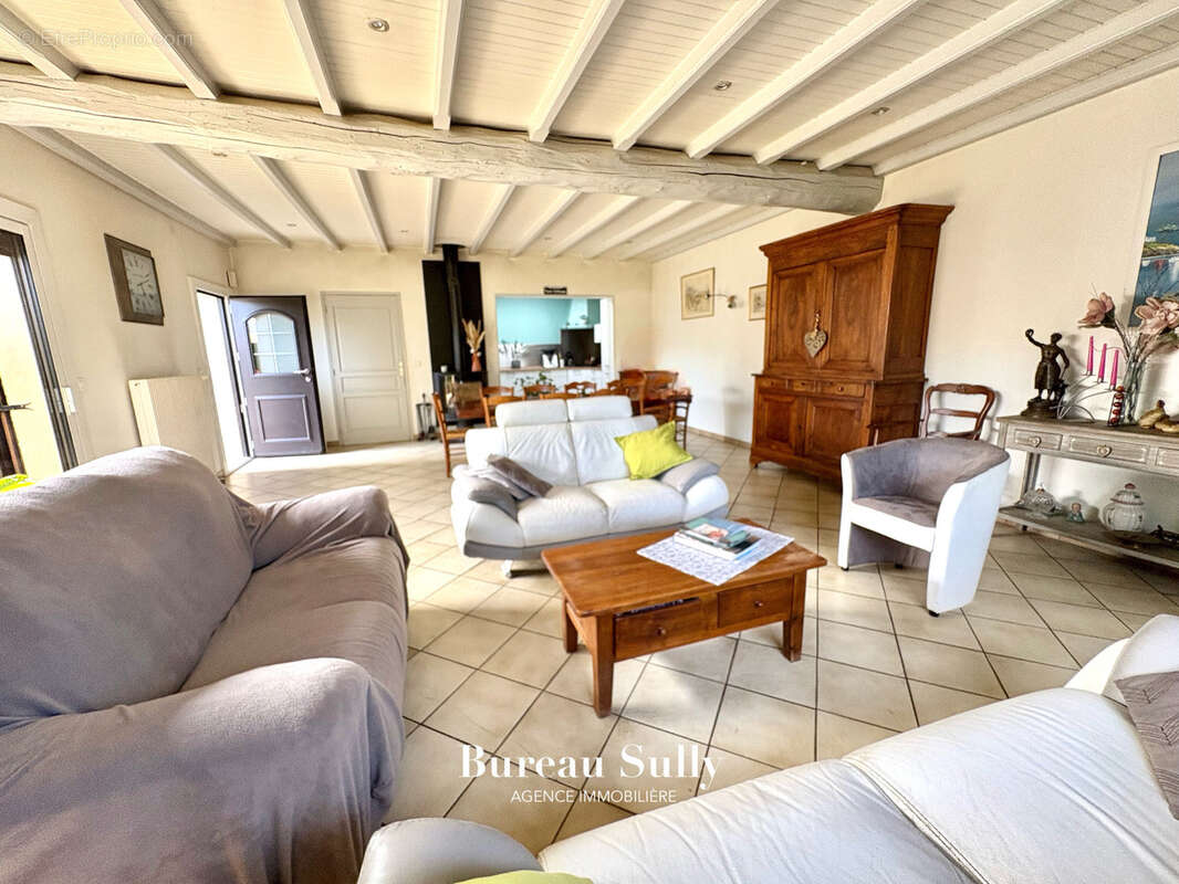 Maison à VILLARS-LES-DOMBES