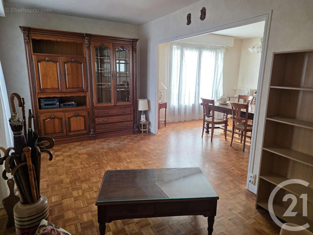 Appartement à LAGNY-SUR-MARNE