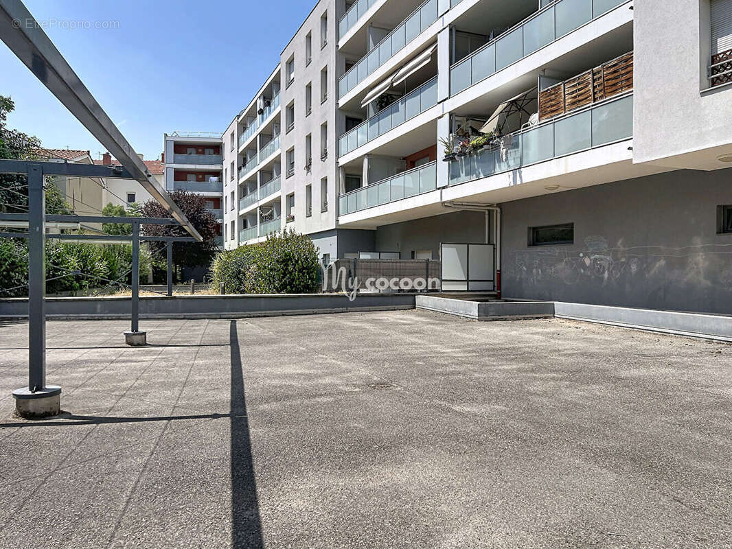 Appartement - T3 - 58 m2 - photo 8