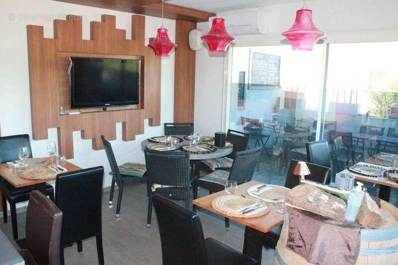 Commerce à LABARTHE-SUR-LEZE