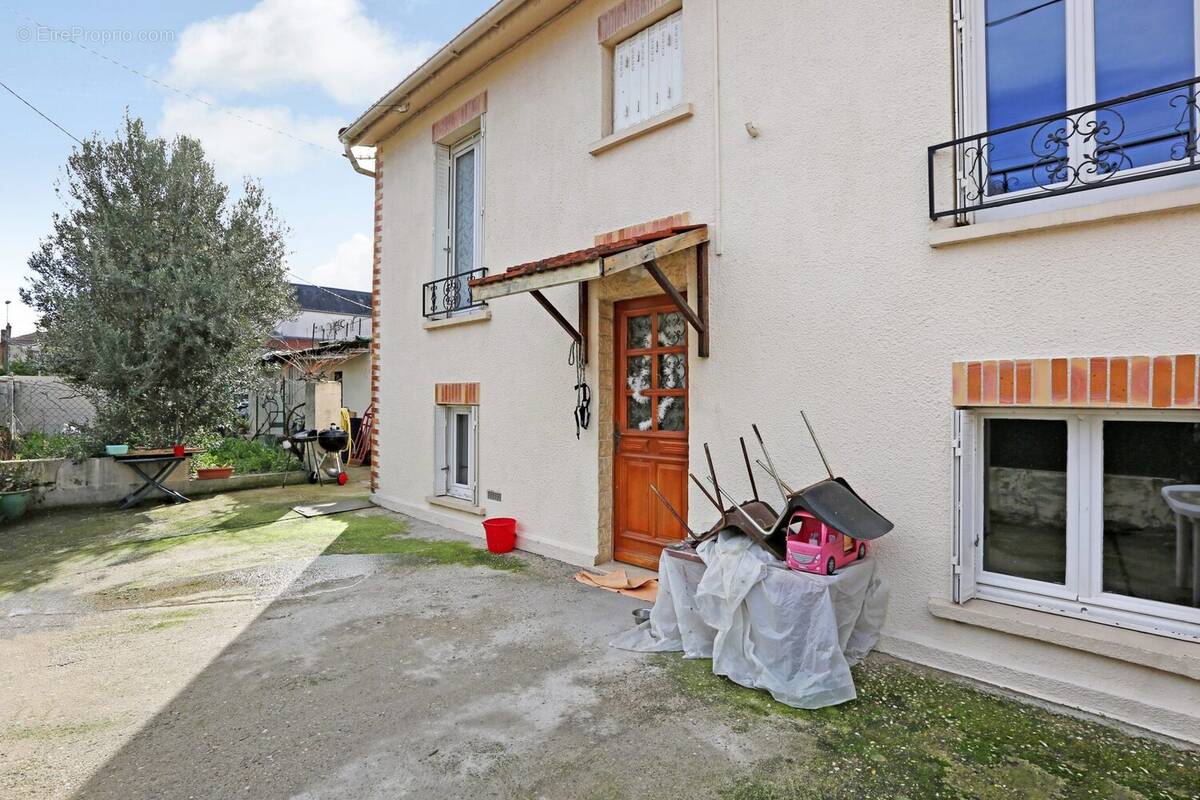 Maison à COLOMBES