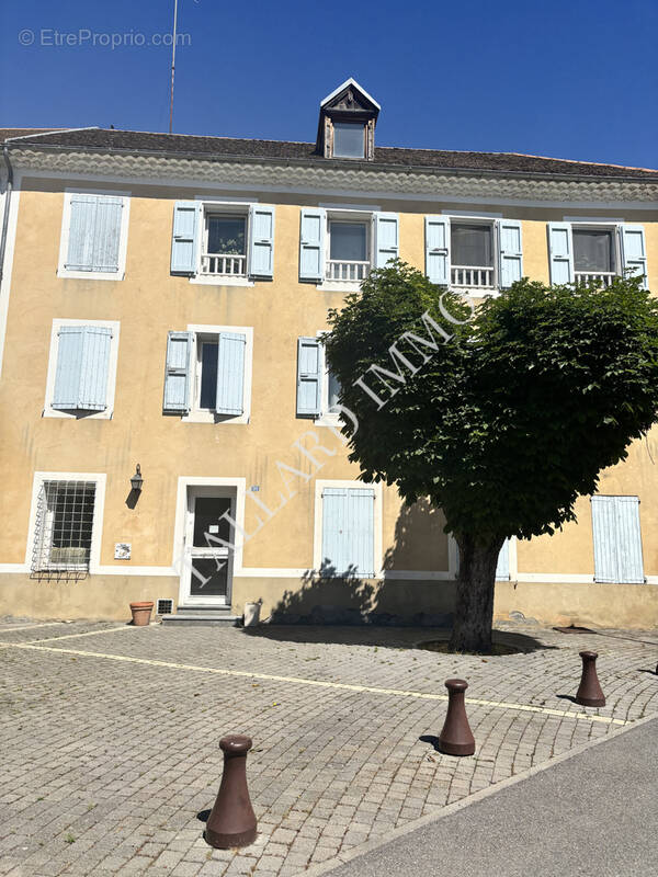 Appartement à TALLARD