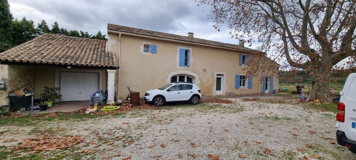 Maison à PIERRELATTE