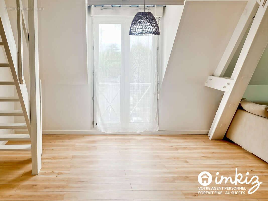 Appartement à MOISSY-CRAMAYEL