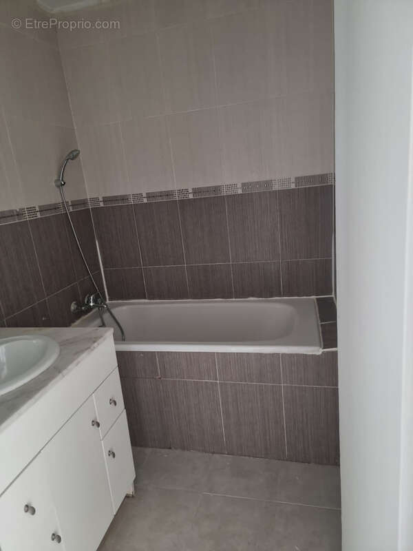 Appartement à MARSEILLE-11E
