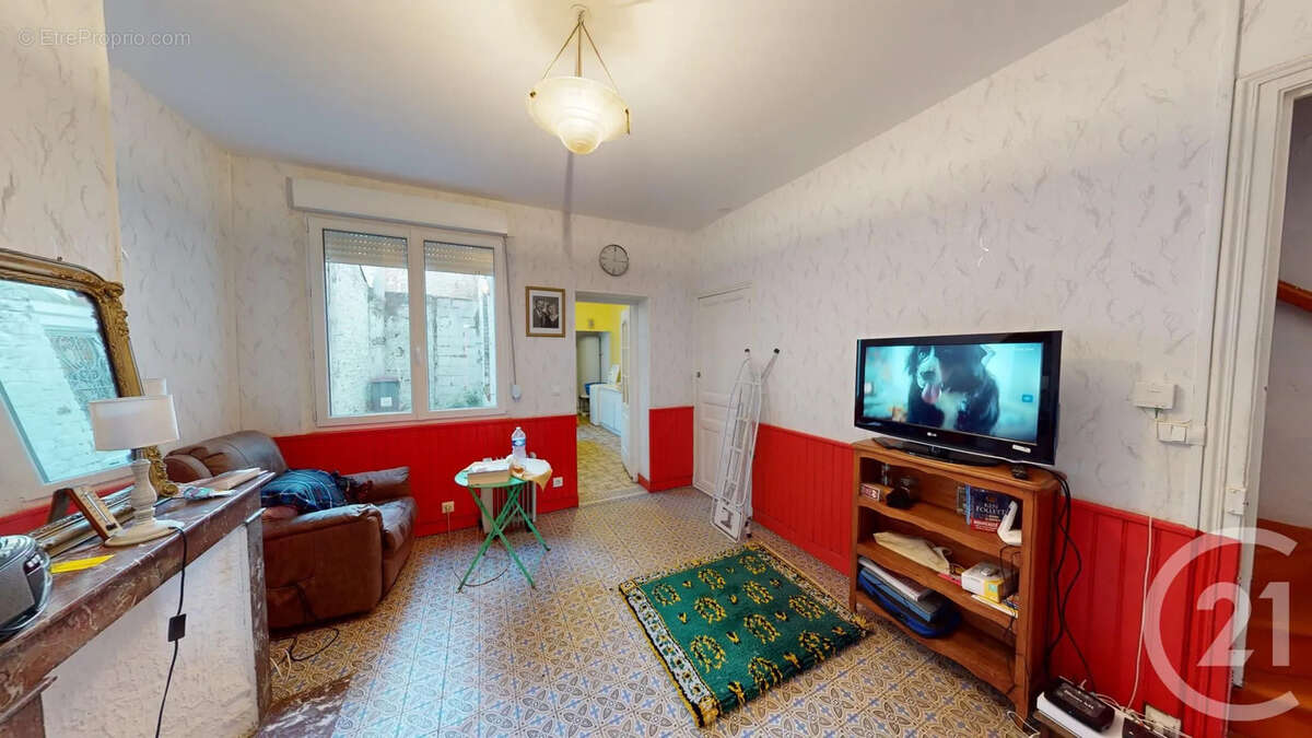 Maison à SAINT-QUENTIN