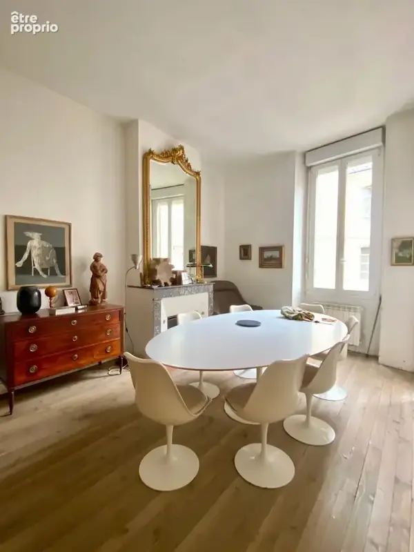 Bordeaux   saint-michel   maison de caractère d'environ 190 m2 avec cour - photo 3