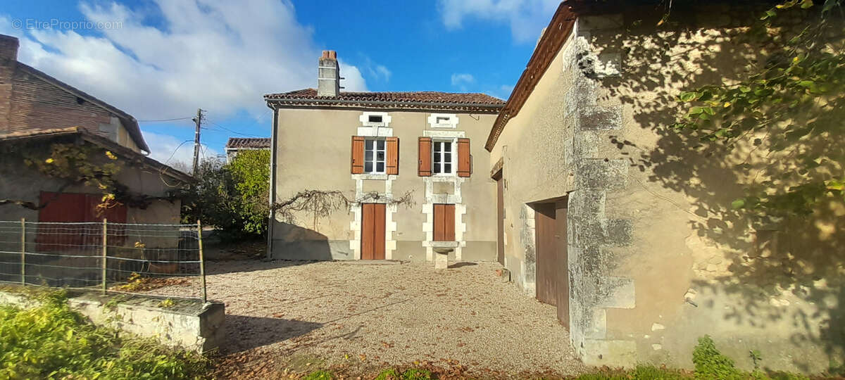 Maison à PILLAC
