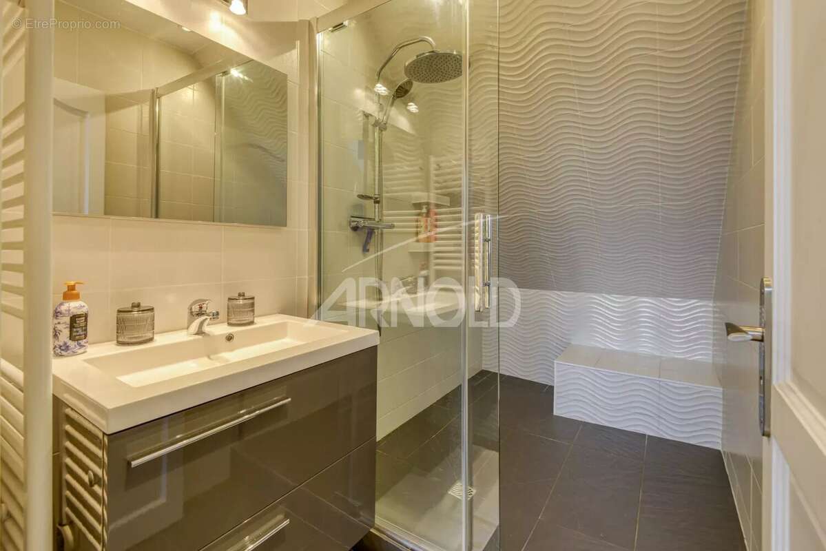 Maison à LA CHAPELLE-SUR-ERDRE