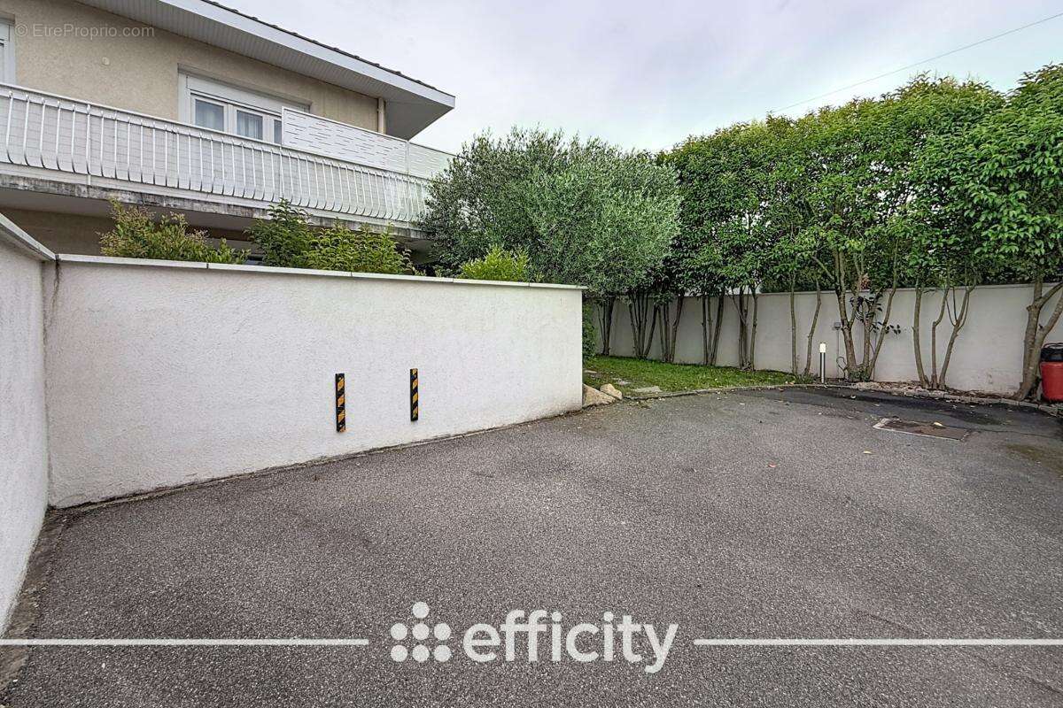 Appartement à LOIRE-SUR-RHONE