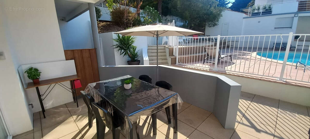 Appartement type 2, résidence avec piscine ! - photo 2