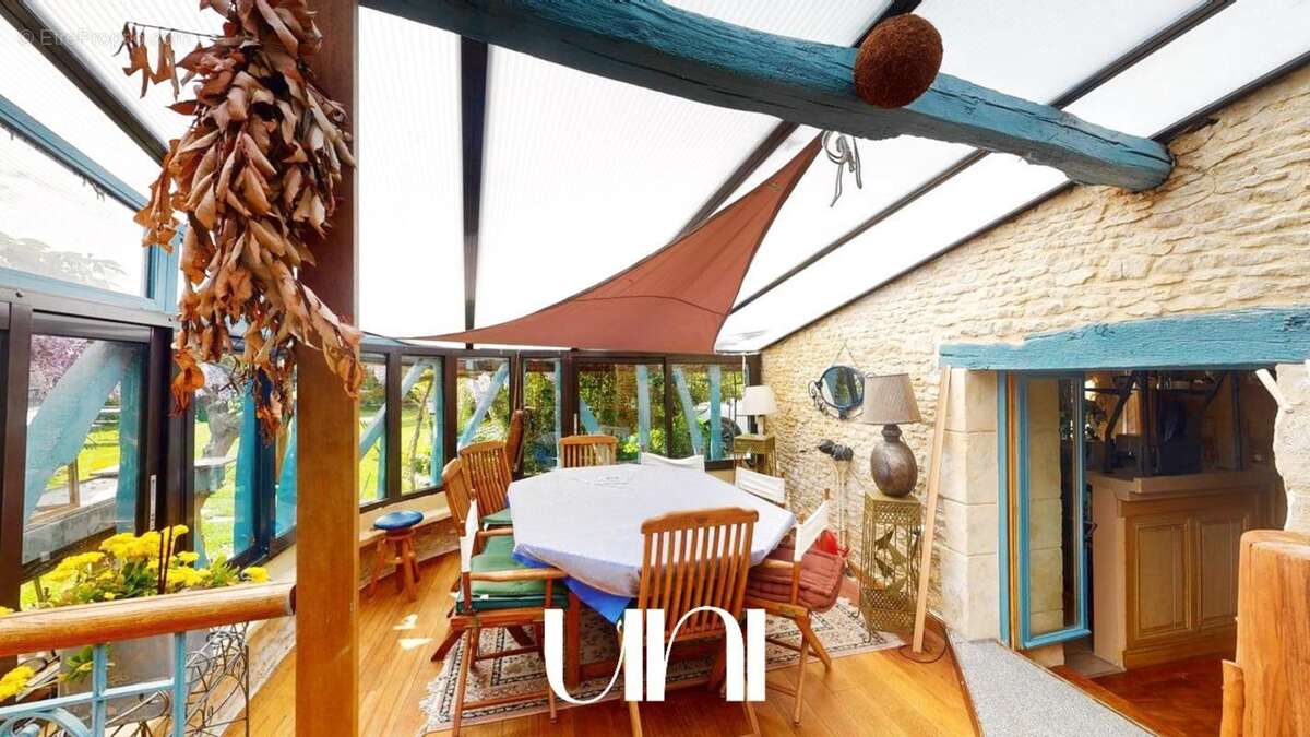 Maison 373 m² à Airan  - photo 21