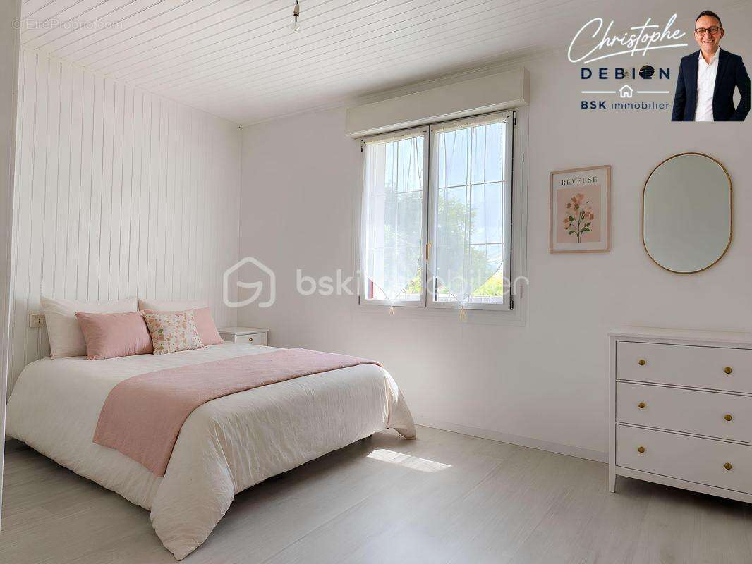 Maison familiale 4 chambres – sous-sol complet – terrain de 992 m² – proche commerces et écoles - photo 7