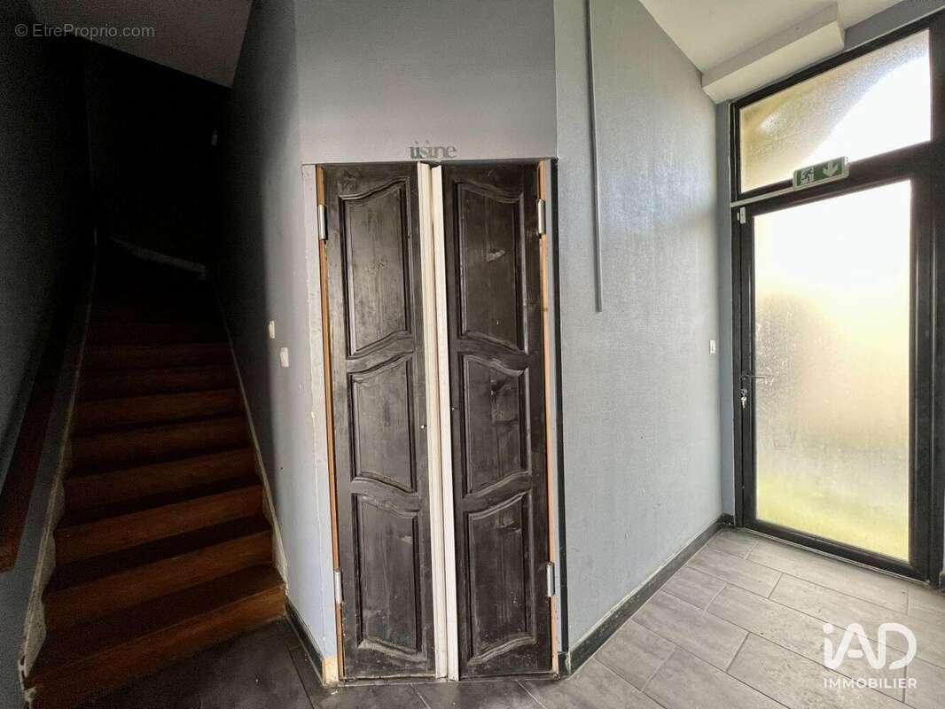 Photo 5 - Commerce à TESSY-SUR-VIRE