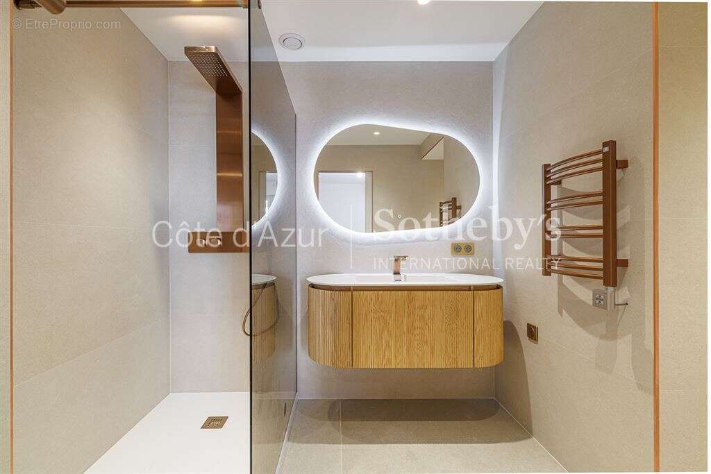 Appartement à BEAUSOLEIL