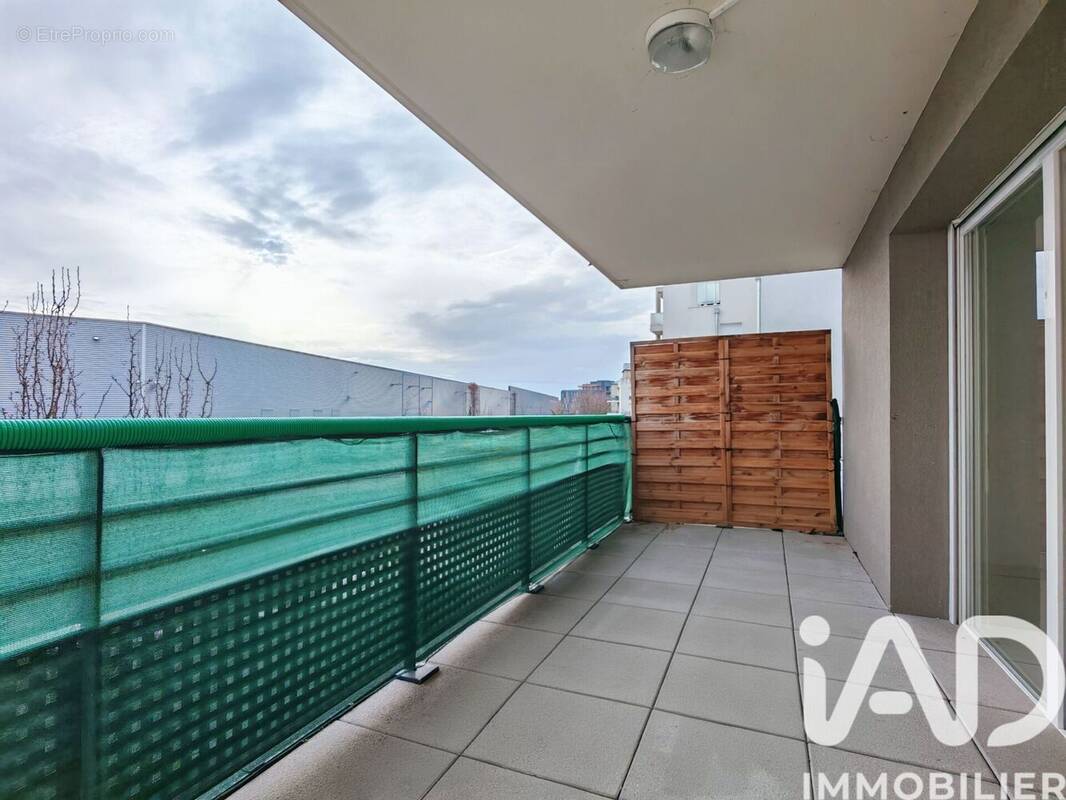 Photo 1 - Appartement à VENISSIEUX