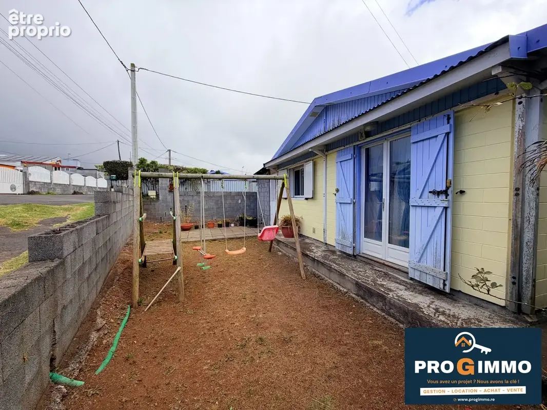 Maison 5 pièces 80 m² à vendre à Saint-Pierre (97418) - photo 3