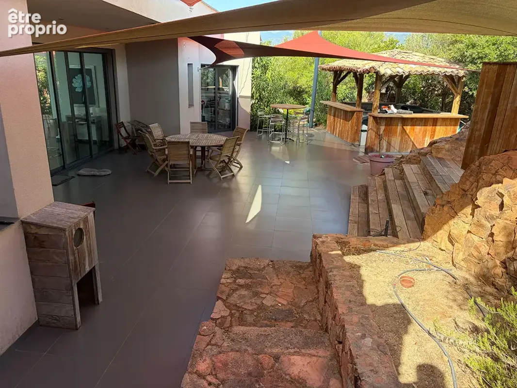 Villa contemporaine avec vue panoramique sur la baie de Saint-Cyprien - photo 19